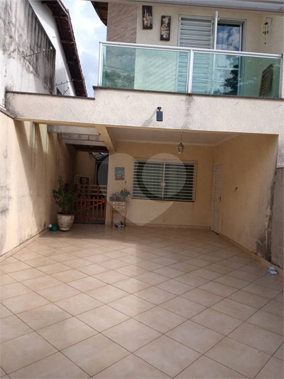 Excelente Sobrado à venda com 125 m² e 3 dormitórios, localizado no bairro Parque Continental I