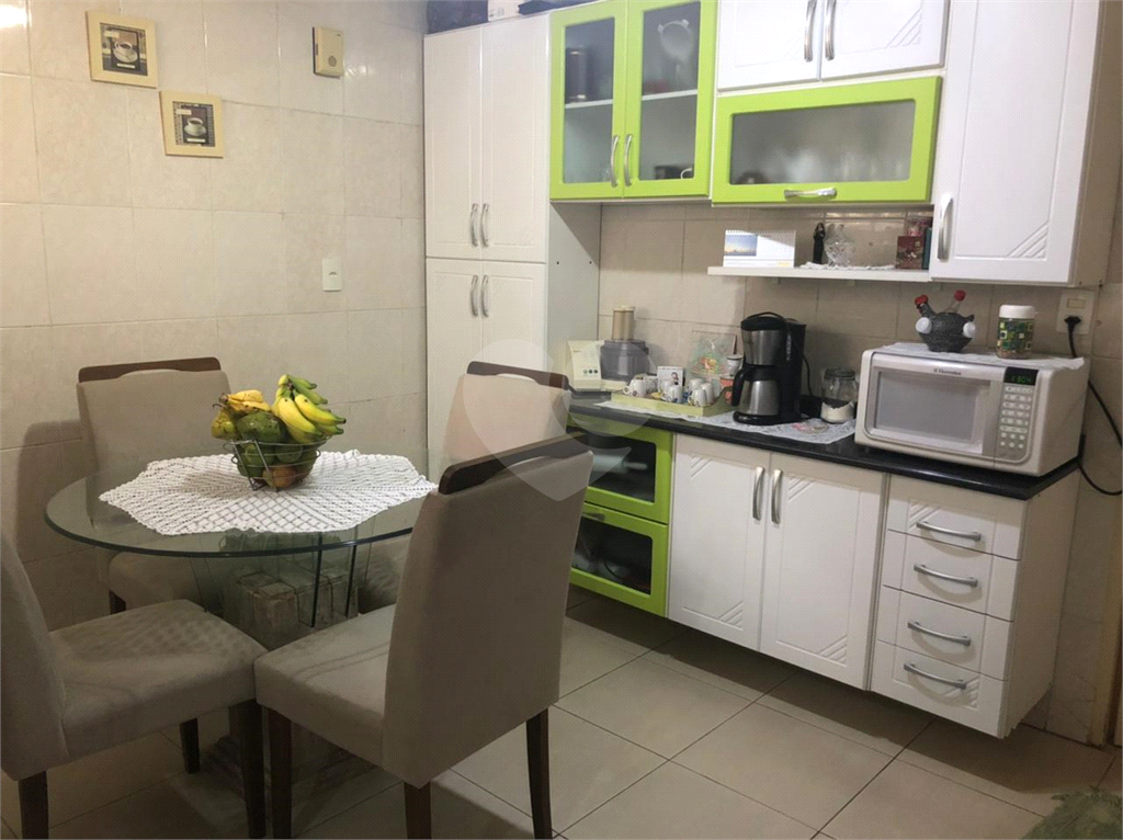 Sobrado à venda com 2 quartos, 192m² - Foto 15