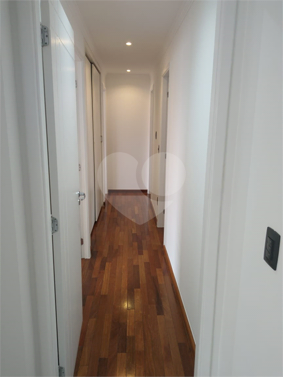 Apartamento 3 suítes, varanda gourmet, 3 vagas em Condomínio Clube na Mooca