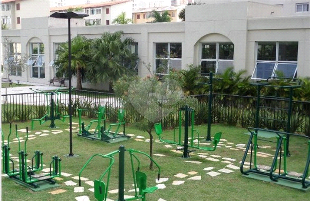 Apartamento 3 suítes, varanda gourmet, 3 vagas em Condomínio Clube na Mooca