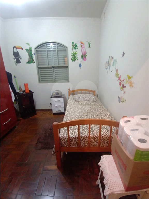 Apartamento à venda com 2 quartos, 85m² - Foto 11