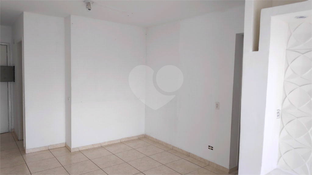 Apartamento à venda com 2 quartos, 45m² - Foto 3