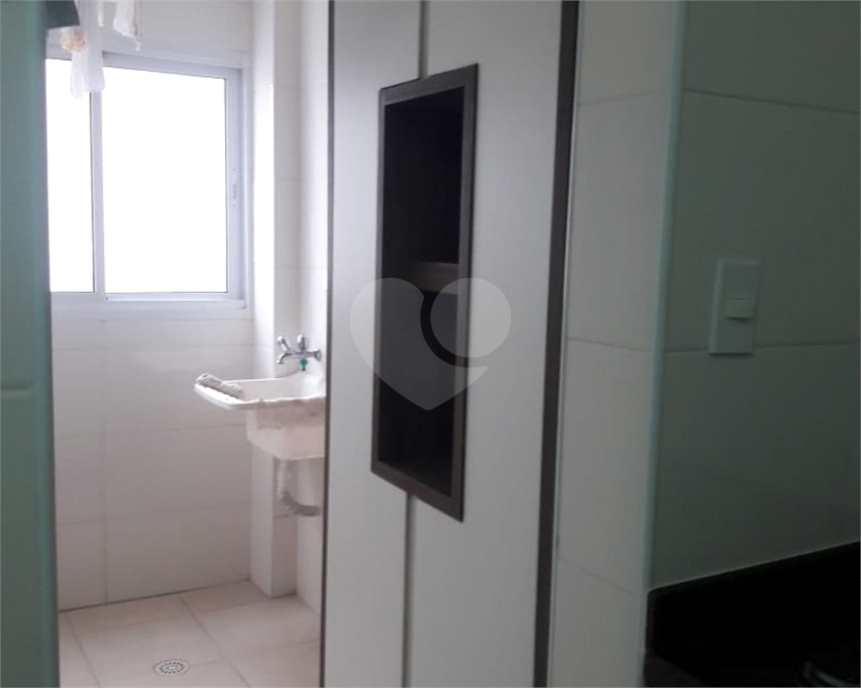 Apartamento à venda com 3 quartos, 97m² - Foto 18