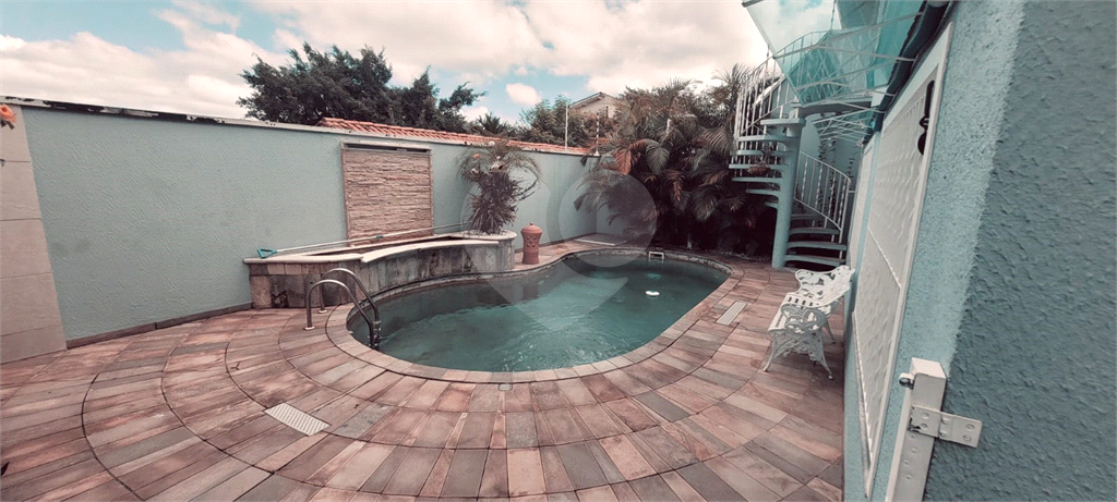 casa  térrea, 3 dts(suite), 3 vagas.