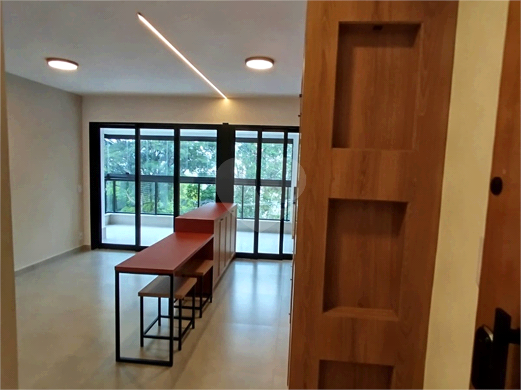 Apartamento à venda e aluguel com 2 quartos, 63m² - Foto 3