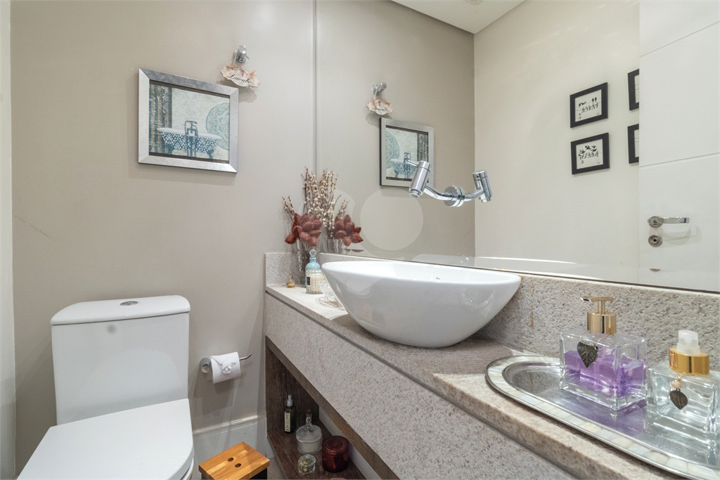 APARTAMENTO À VENDA COM 3 QUARTOS - 3 VAGAS NA VILA ROMANA.