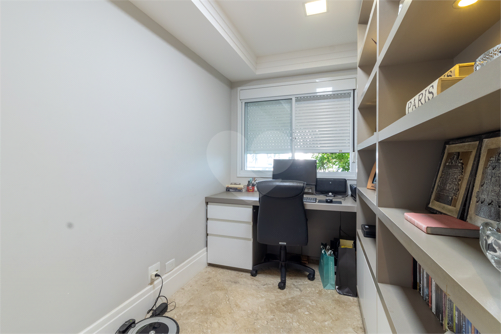 APARTAMENTO À VENDA COM 3 QUARTOS - 3 VAGAS NA VILA ROMANA.