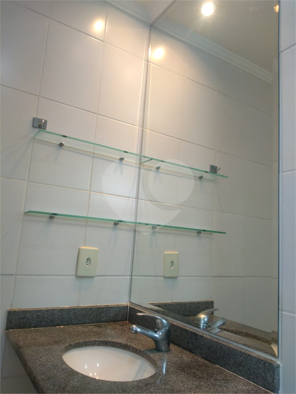 APARTAMENTO em BOM RETIRO