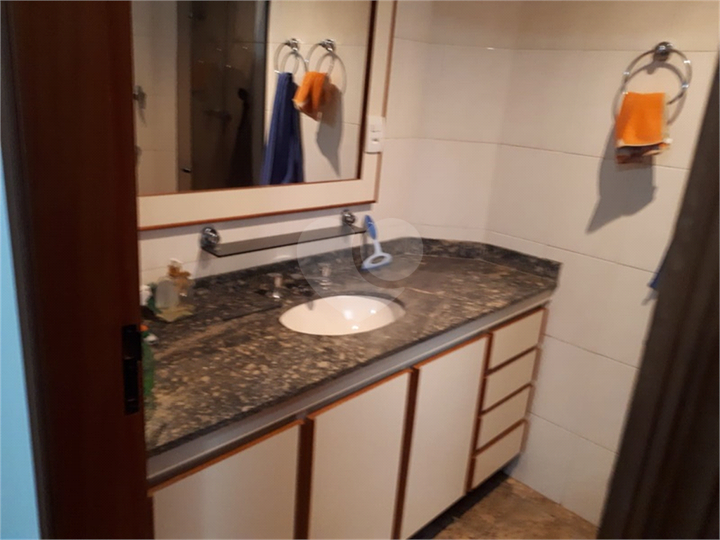 Apartamento à venda com 3 quartos, 148m² - Foto 19