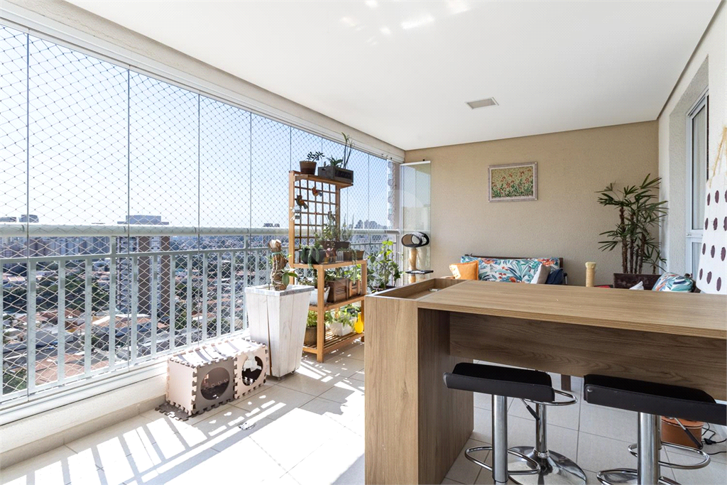 Apartamento face norte, andar alto com 3 suites e 2 vagas na Vila Mariana.