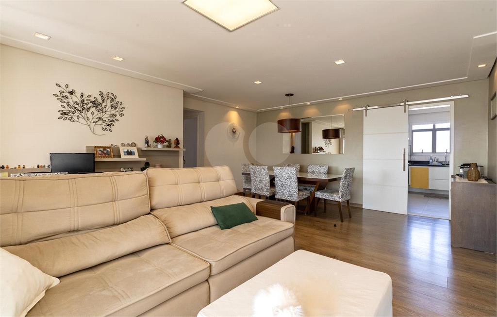 Apartamento face norte, andar alto com 3 suites e 2 vagas na Vila Mariana.