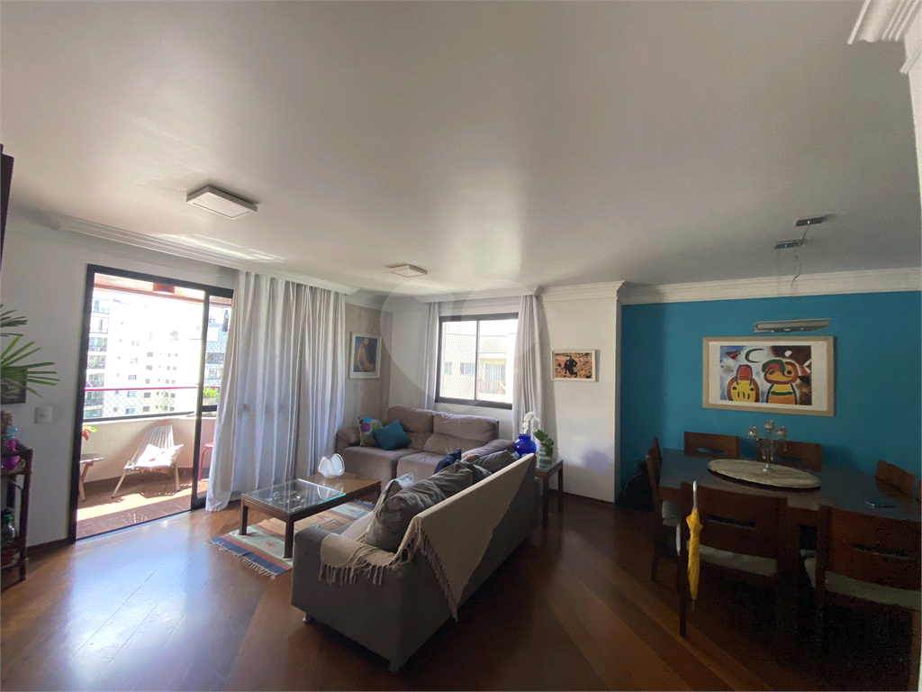 Amplo apartamento na Região de Santa Terezinha, próximo av. Braz Leme, 4 dormitórios sendo 1 suíte