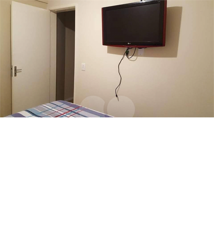 APARTAMENTO em CASA VERDE