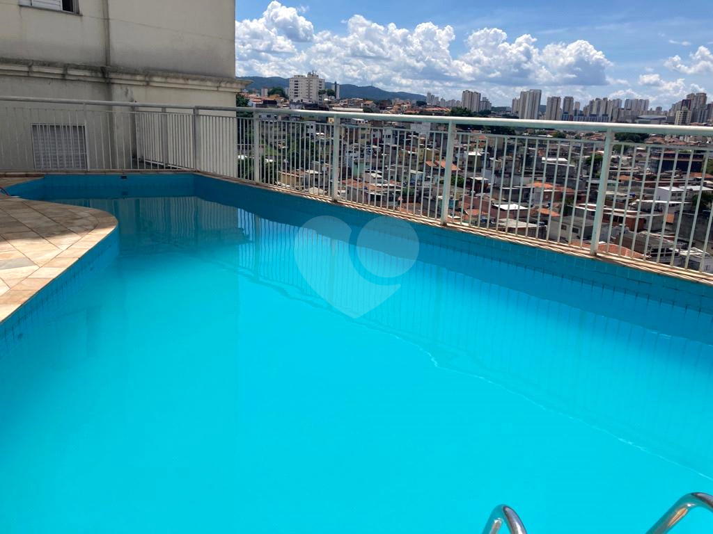 APARTAMENTO em CASA VERDE