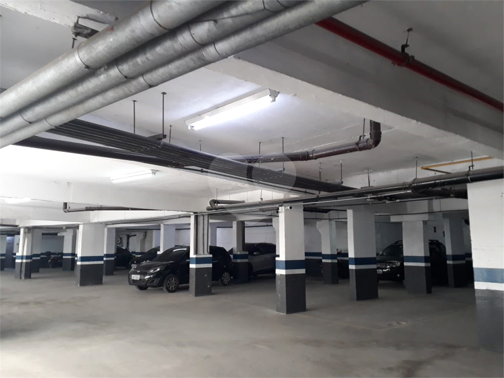 APARTAMENTO em CASA VERDE