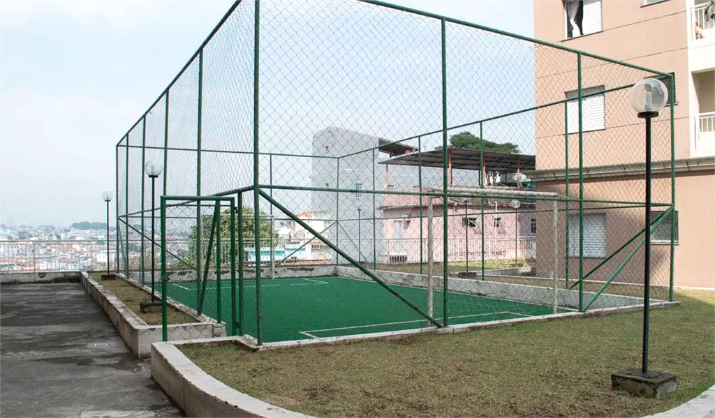 APARTAMENTO em CASA VERDE