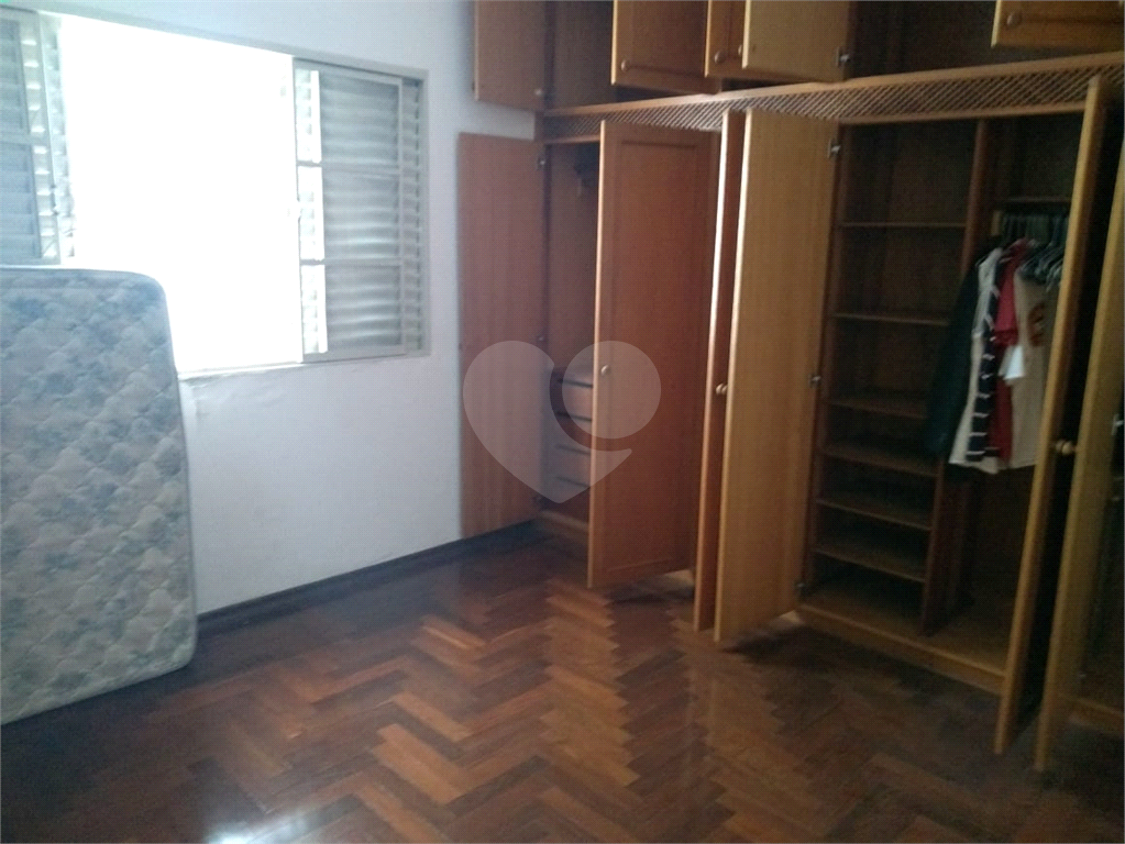 Casa à venda com 3 quartos, 200m² - Foto 12