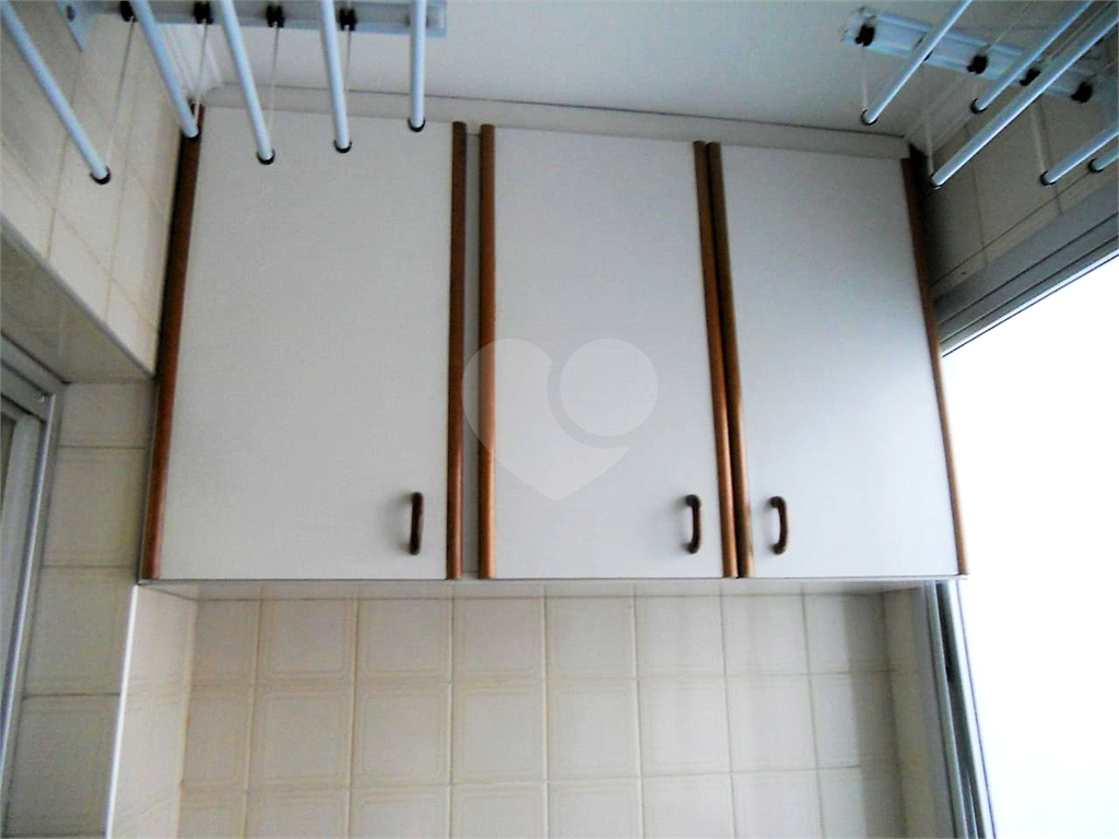 Apartamento à venda com 2 quartos, 65m² - Foto 12