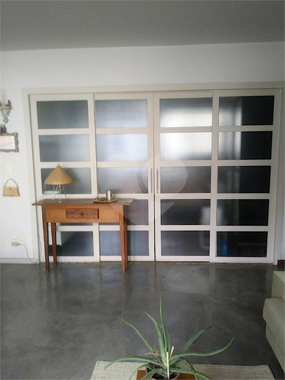 Apartamento a venda