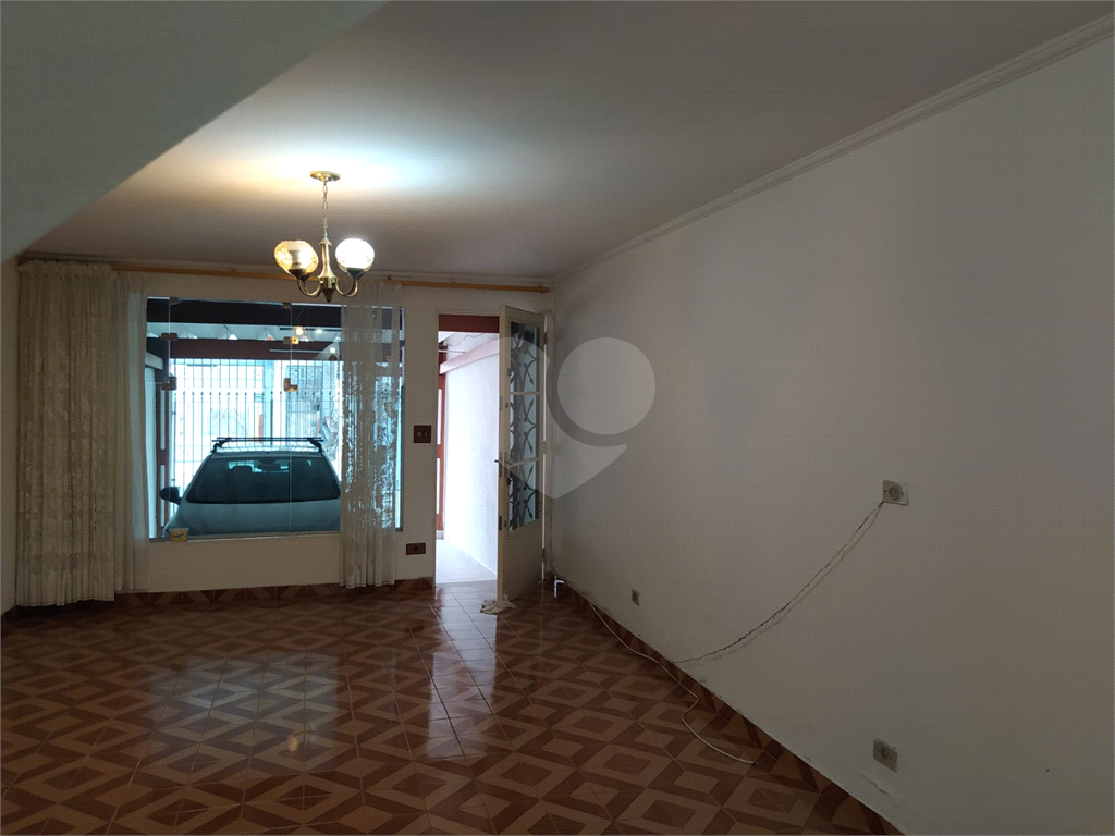 Sobrado à venda com 2 quartos, 149m² - Foto 4