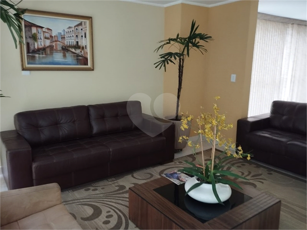 APARTAMENTO em VILA GUILHERME
