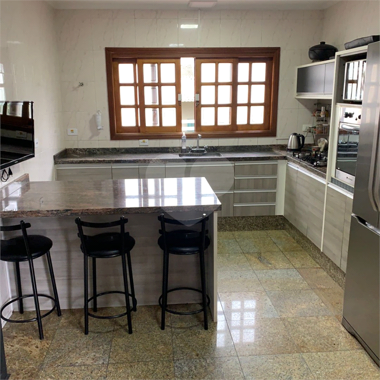 Sobrado à venda com 3 quartos, 300m² - Foto 9