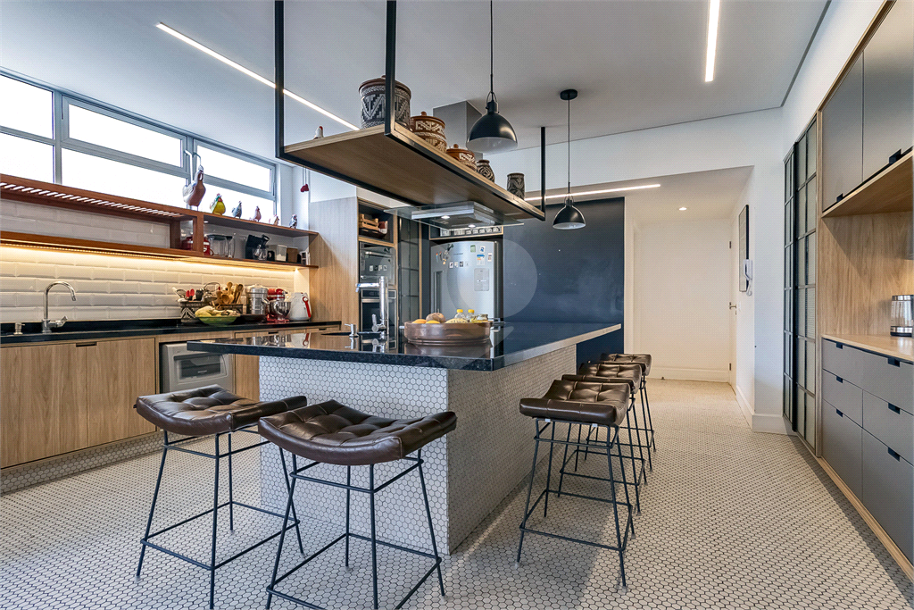 Apartamento à venda em Higienópolis 