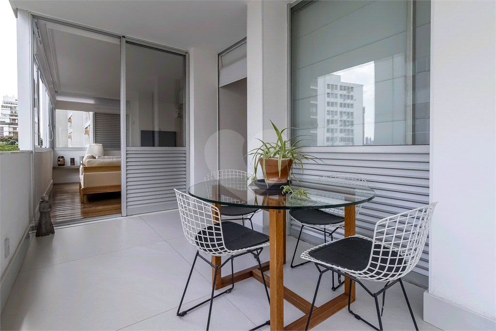 Apartamento à venda em Higienópolis 