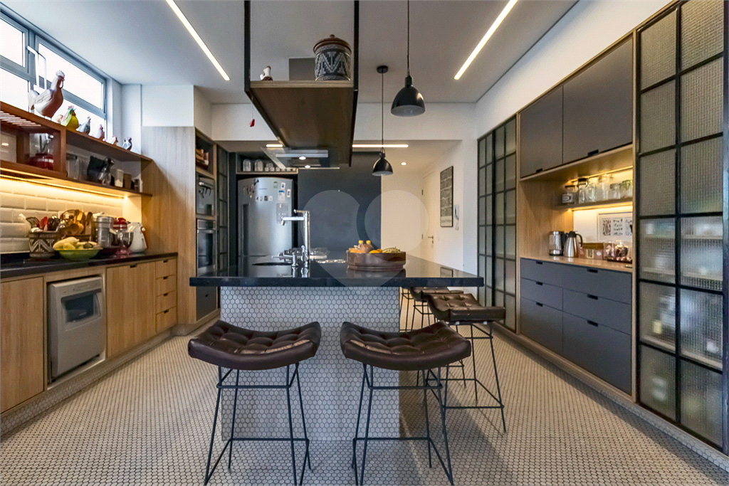 Apartamento à venda em Higienópolis 