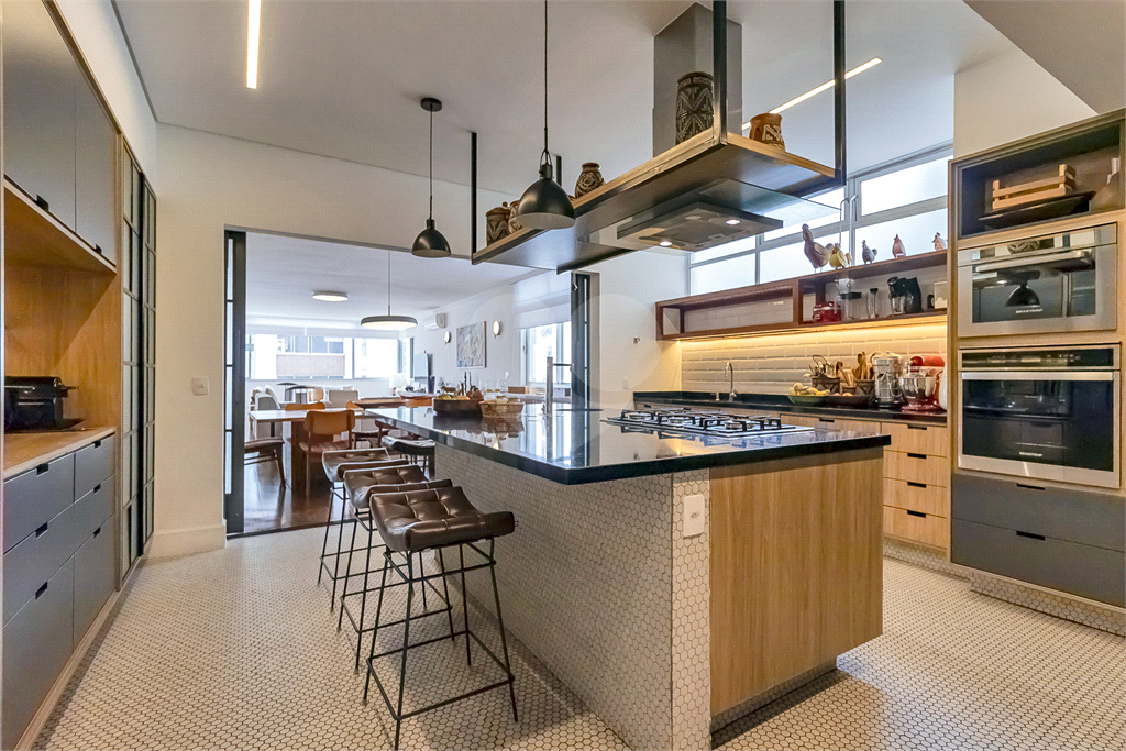 Apartamento à venda em Higienópolis 