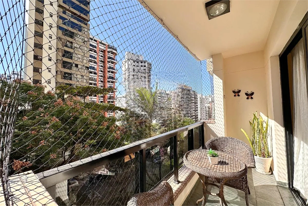 Apartamento Perdizes 3 suítes e 3 vagas de garagem Pompeia  