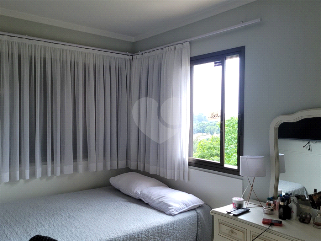 Apartamento com 3 quartos à venda no Tremembé