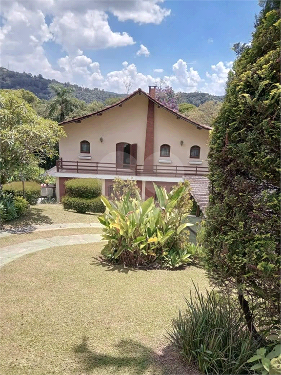 Casa à venda com 4 quartos, 400m² - Foto 3