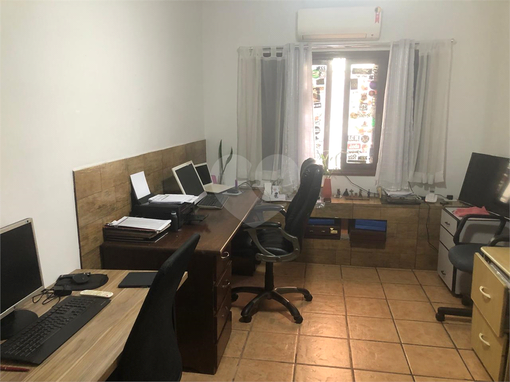 Casa, 3 quartos, 280 m² - Foto 25