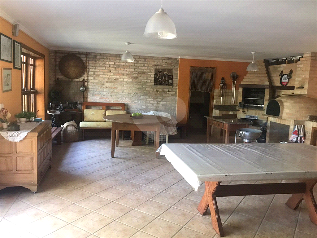 Casa de Condomínio à venda com 3 quartos, 357m² - Foto 13