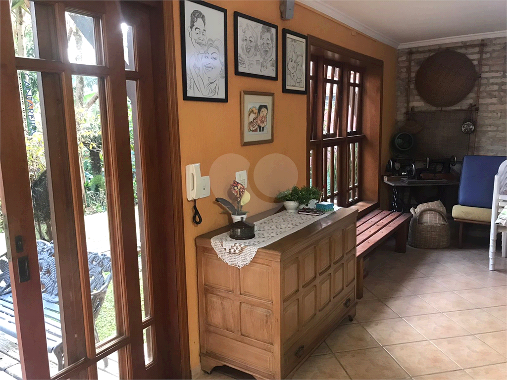 Casa de Condomínio à venda com 3 quartos, 357m² - Foto 15