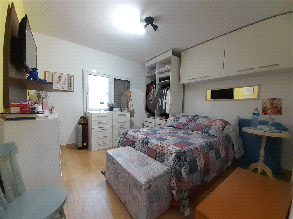 Sobrado Alto Santana 234 mts Terreno 190m2  4dormit sendo 1 suite -3wcs - 2salas - 3 vagas.
