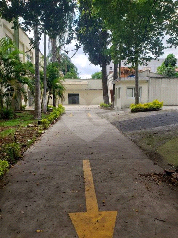 MAGNIFICO PRÉDIO COMERCIAL  PARA ALUGAR 1650M² MOEMA