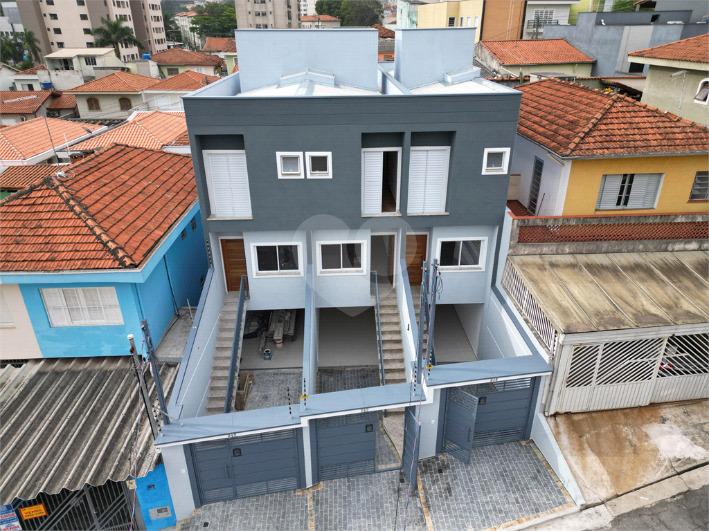 Oportunidade Imperdível no Mandaqui – Sobrado Novo e Sofisticado!