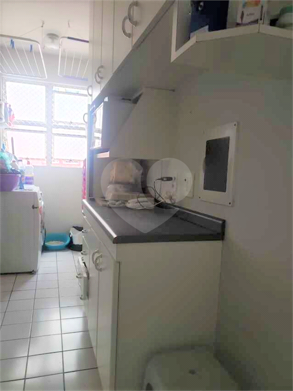 Apartamento à venda com 3 quartos, 60m² - Foto 3