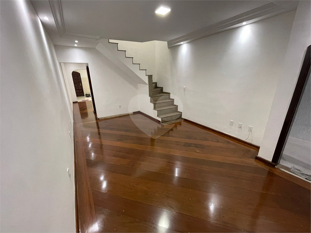 Sobrado Residencial 