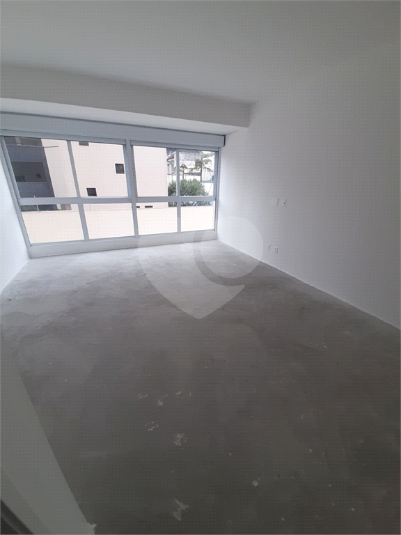 APARTAMENTO em SANTANA