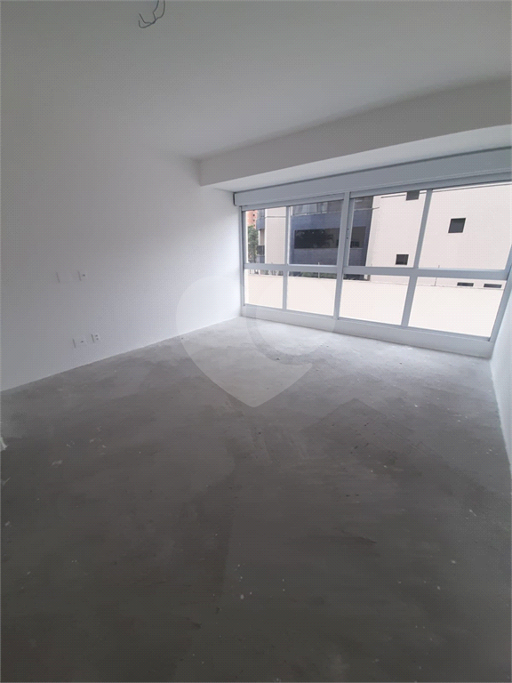 APARTAMENTO em SANTANA