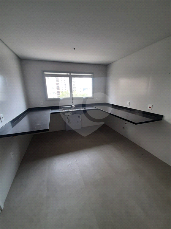 APARTAMENTO em SANTANA