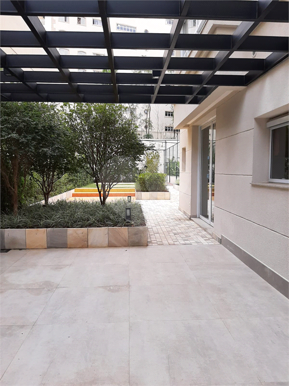 APARTAMENTO em SANTANA