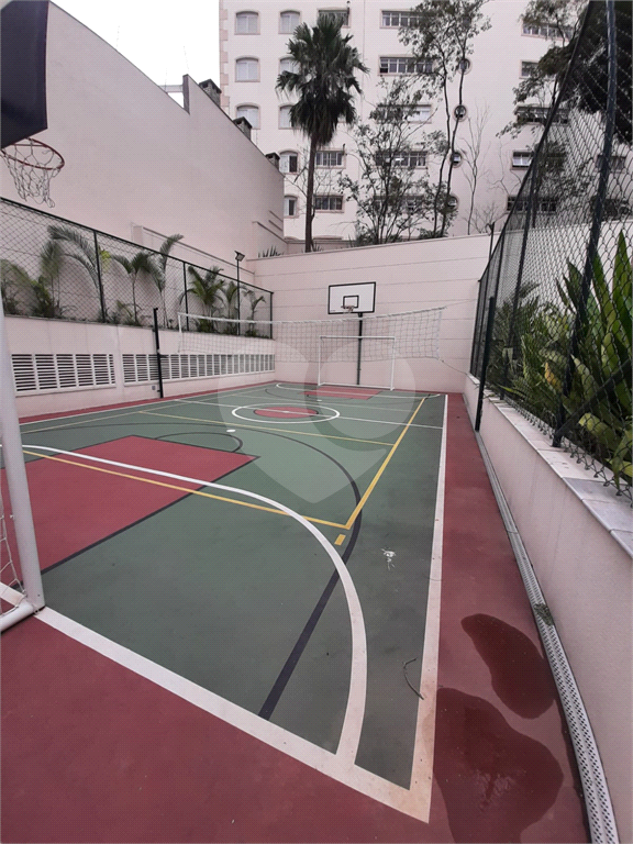 APARTAMENTO em SANTANA