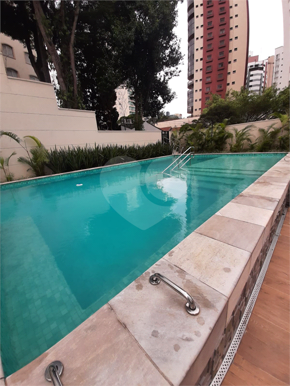 APARTAMENTO em SANTANA