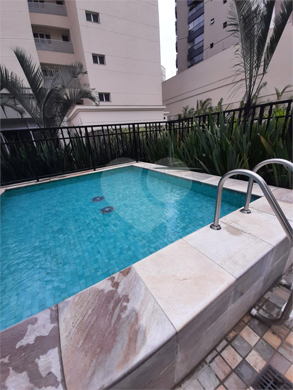 APARTAMENTO em SANTANA