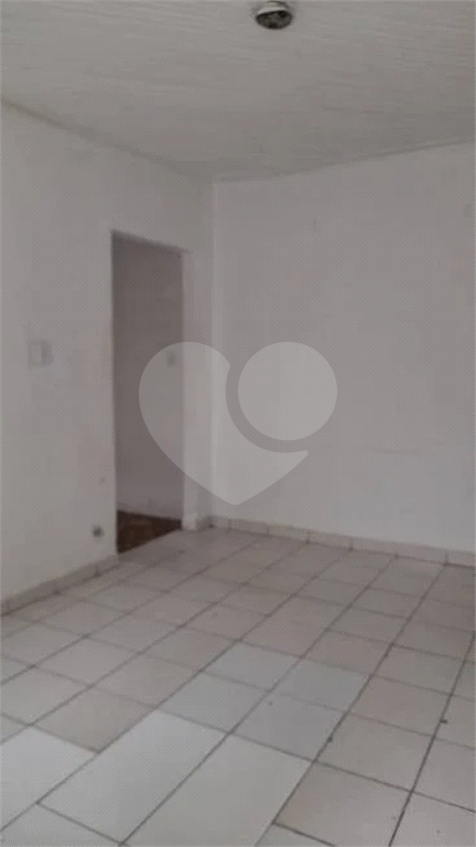 CASA PARA RENDA A VENDA