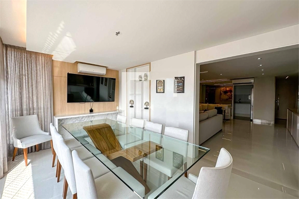 Lauzane apartamento com 118 m² recém reformado tem 3 quartos 2 vagas e  Varanda Gourmet!!  